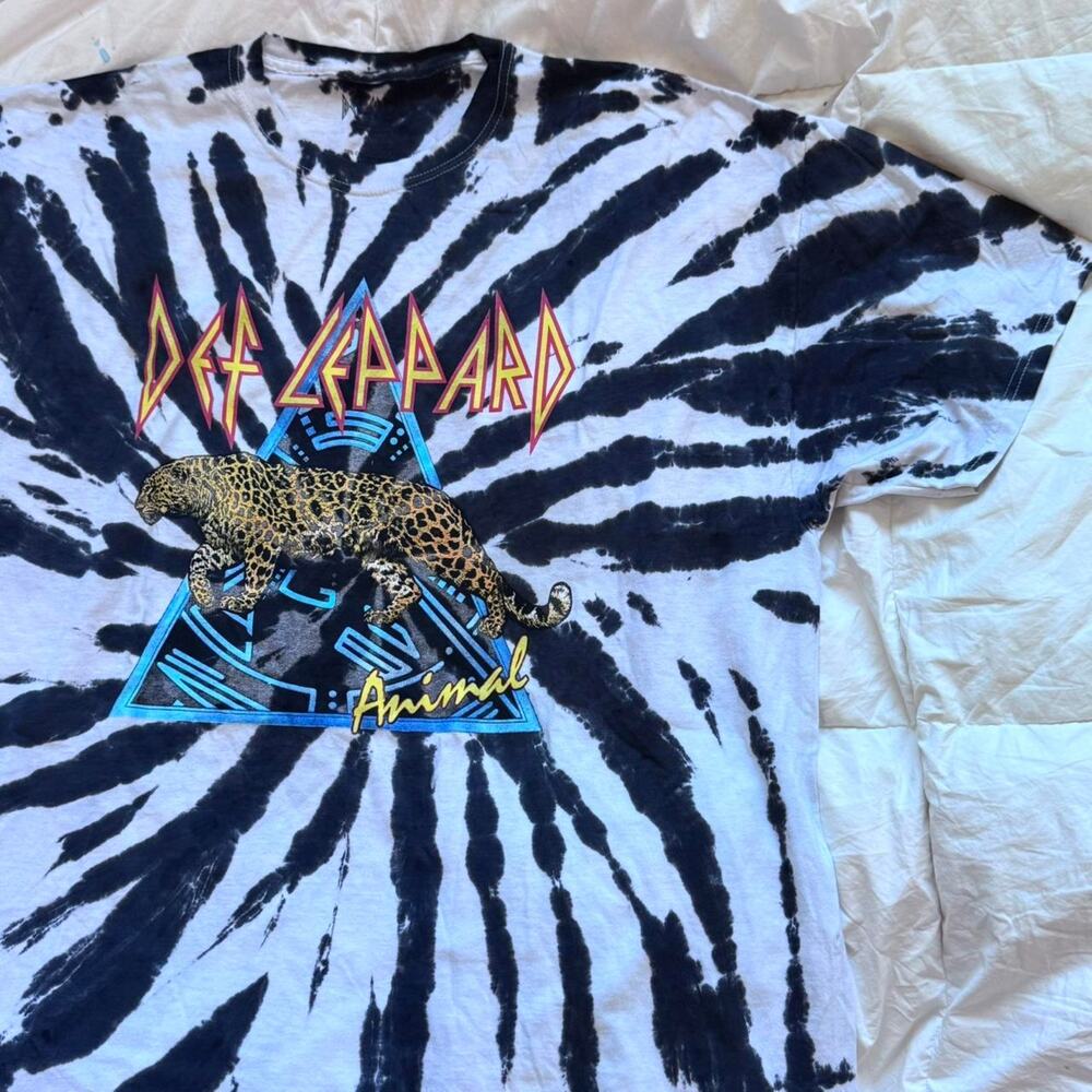 Def leopard graphic band tee XL black white tie dye casual grunge oversize - Picture 3 of 7